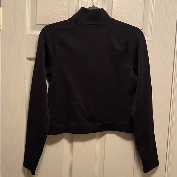 All in Motion Black Seamless 1/2 Zip Athletic Top…size L - Picture 2 of 6